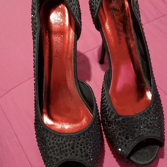 Platform shoes - Picture 1 of 3